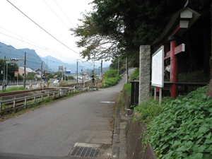 碓井神社の踏切